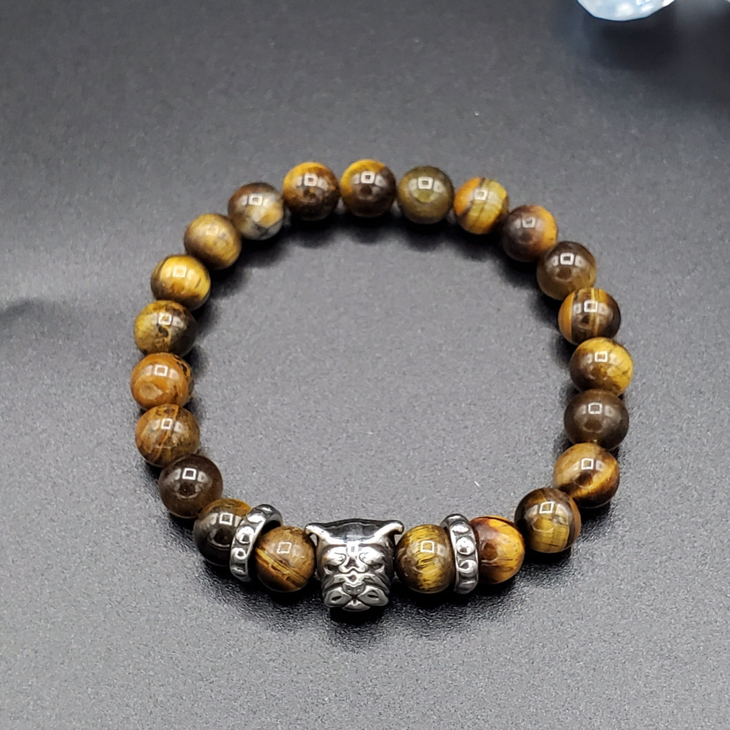 Pulsera de bulldog con ojo de tigre.